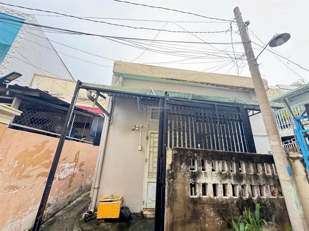 Dãy nhà trọ 122m2 chương dương chỉ 6.6 tỷ