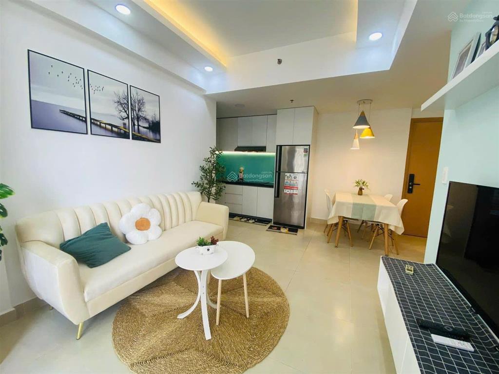 Bán gấp căn hộ ehome đông sài gòn 2 tại quận 9, 63m2, gồm 2pn 2wc, giá 1 tỷ 690 có nội thất cơ bản