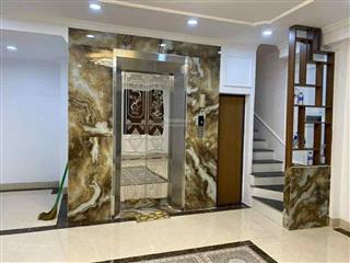 Chính chủ giáo sư mong bán nhà trần phú, 30m2, 5 tầng, giá 8,5 tỷ sổ đỏ cc, lô góc, thang máy
