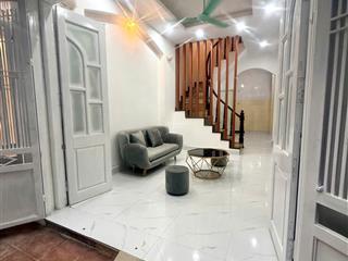 Bán nhà lạc long quân 42m2, mt 3.63m x 4 tầng đi vài bước ra hồ tây, ở cực lộc