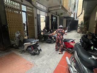 Còn chỗ nào như thịnh hào không? tt đống đa  kinh doanh  ô tô đỗ tận cửa