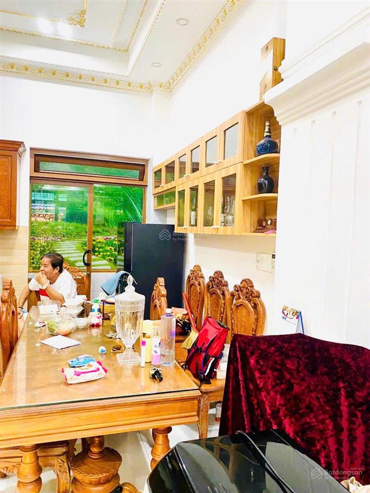 Biệt thự nhà phố siêu đẹp  ngay khu ẩm thực bông sao, q8 ,dtsd 300m2,shr,nhỉnh 12 tỷ