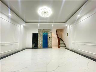 Khuất duy tiến  nhà mới  thang máy  ô tô vào nhà 51m, 7 tầng, mặt tiền 5.5m chào 21 tỷ.