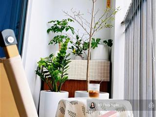 Hot bán căn goldmark tòa r4 giá 7,6 tỷ, 110m2, 3n 2wc, có sổ, có slot tầng 19.  ms ngân