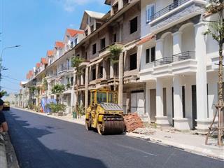 Bán liền kề đẹp tại dự án hoàng quốc việt kéo dài, 11 tỷ, 75m2 vùng lõi dự án