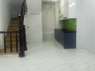 Bán nhà phố ngọc lâm, cách phố 10m, nhà 4 tầng, 3 ngủ, 30/35m2, gần trung tâm phố cổ, giá 7 tỷ