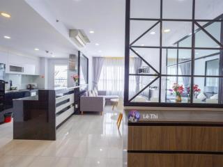 Bán căn hộ sunrise city north, 2 phòng ngủ, 97m2, đầy đủ nội thất mới như hình. giá bán 7.7 tỷ