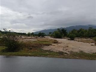 Bán 14000m2 đất trồng cây(100m  140m) hai mặt tiền nhựa chân mây