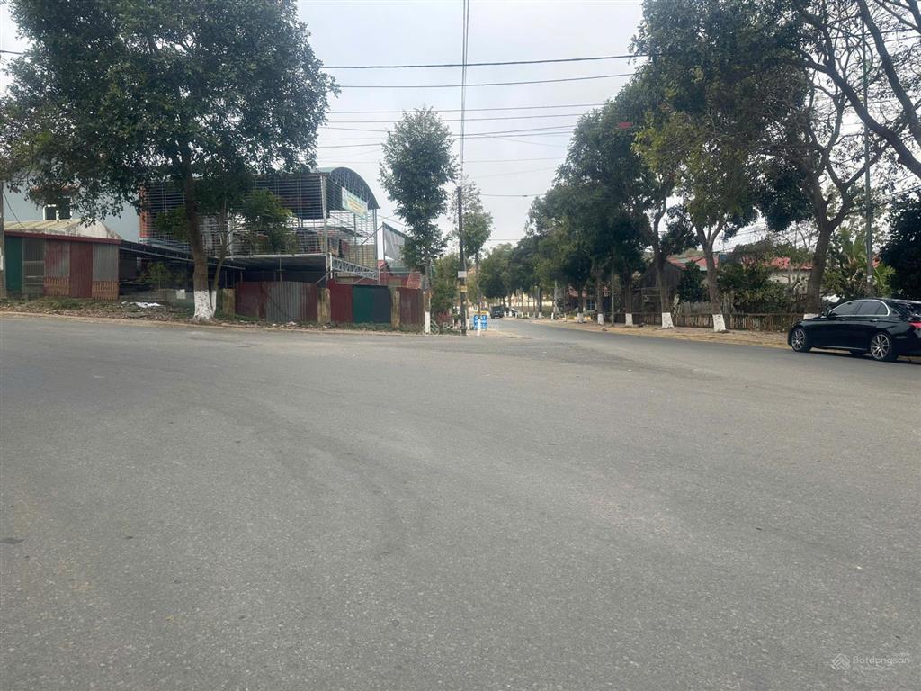 Bán đất thổ cư 1200m lô góc sổ đỏ chính chủ đường thanh niên, tp. lai châu