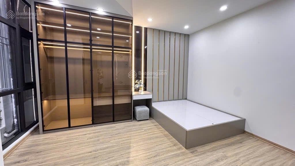 Bán nhà 6 tầng kim ngưu thang máy full nội thất hiếm có khó tìm