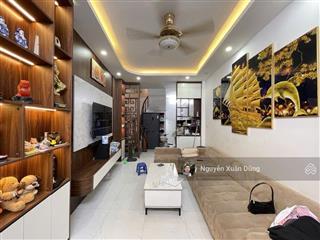Bán nhà ngọc thụy  long biên đẹp long lanh
