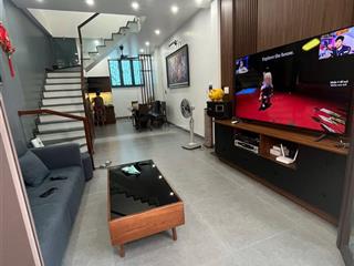 Sốc !!! nhà chính chủ quận tân bình  đường nguyễn trọng tuyển  giá chỉ 4tỷ280!!
