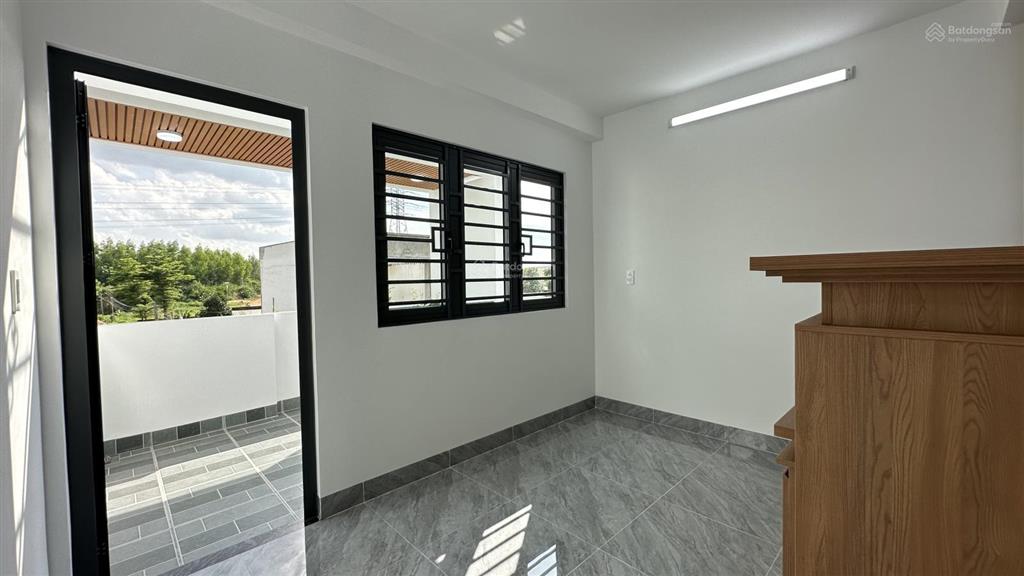 Bán nhà mới 3 tầng 4x22m 4 phòng ngủ tại phước tân, đồng nai. sổ riêng full thổ cư, full nội thất