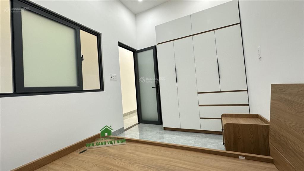 Bán nhà mới 3 tầng 4x22m 4 phòng ngủ tại phước tân, đồng nai. sổ riêng full thổ cư, full nội thất