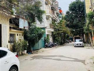 Hàng kín, bán nhà đội cấn, ba đình, 50m2, 4 chỗ vào nhà giá 12.6 tỷ