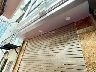 Bán nhà thụy khuê  tây hồ  ngõ thông lạc long quân  cách phố 20m  30m2x5t  đủ công năng