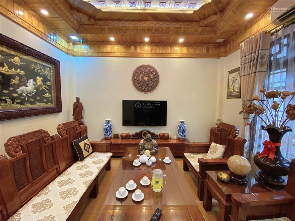 Bán nhà hoàng quốc việt  cầu giấy  90m2x4t  ô tô đỗ  xây tòa cho thuê dòng tiền khủng