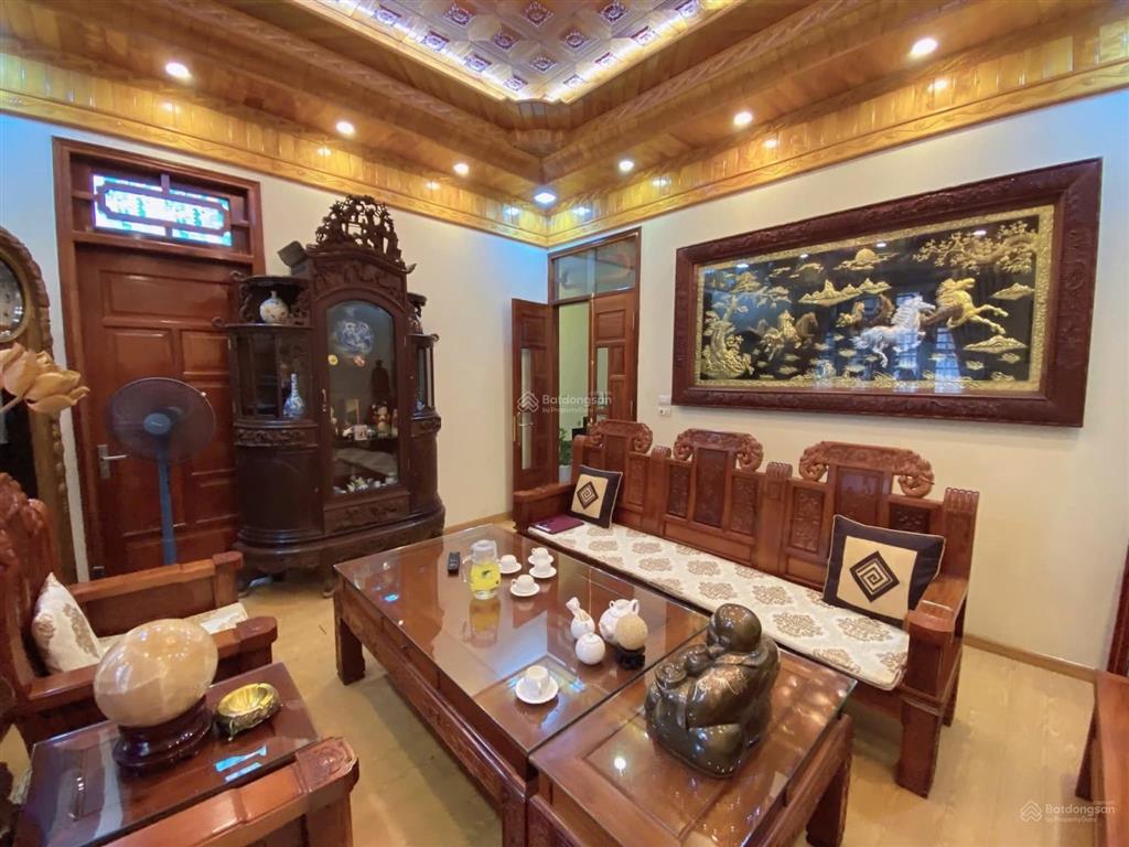 Bán nhà hoàng quốc việt  cầu giấy  90m2x4t  ô tô đỗ  xây tòa cho thuê dòng tiền khủng