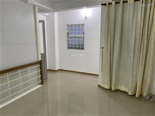Bán nhà riêng 64m2, 2,98 tỷ, tại thành thái, quận 10, hcm.