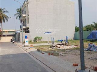 Duy nhất lô đất ngay kdc cát lái,quận 2giá 4,79tỷ/120m2(6x20m), sổ hồng riêng. gần trường đh umit