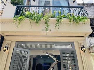 Chủ ngộp bán gấp nhà đường trần xuân soạn, q7 54,6m2 (4,2x13m). sổ đẹp, đang cho thuê