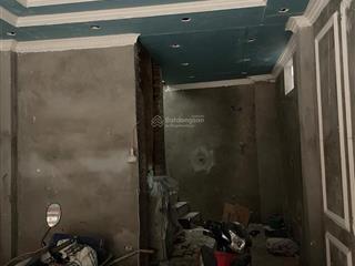 Bán gấp nhà riêng 4pn, 4wc thang máy ô tô vào nhà tại khương trung, thanh xuân, 9,8 tỷ, 34 m2