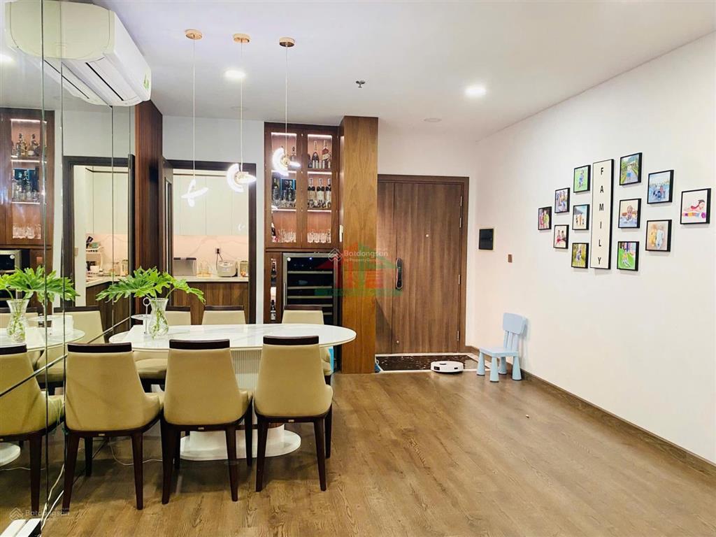 Chung cư ngoại giao đoàn 130m 3pn view hồ điều hoà 13 tỷ (bao thuế phí)