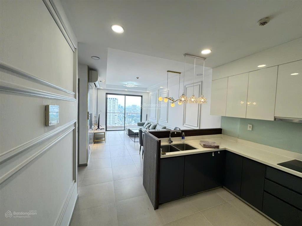 Căn hộ 2pn 2wc 84m2 ban công view full nội thất cao cấp ngay bến vân đồn q4,  harry 0755 924 ***