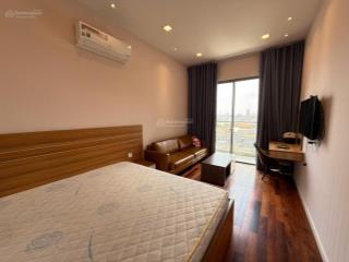 Thuê millennium 35m2 ban công tôn gỗ ấm cúng  bến vân đồn quận 4 sát q1 q3 cầu bason  0775 924 ***