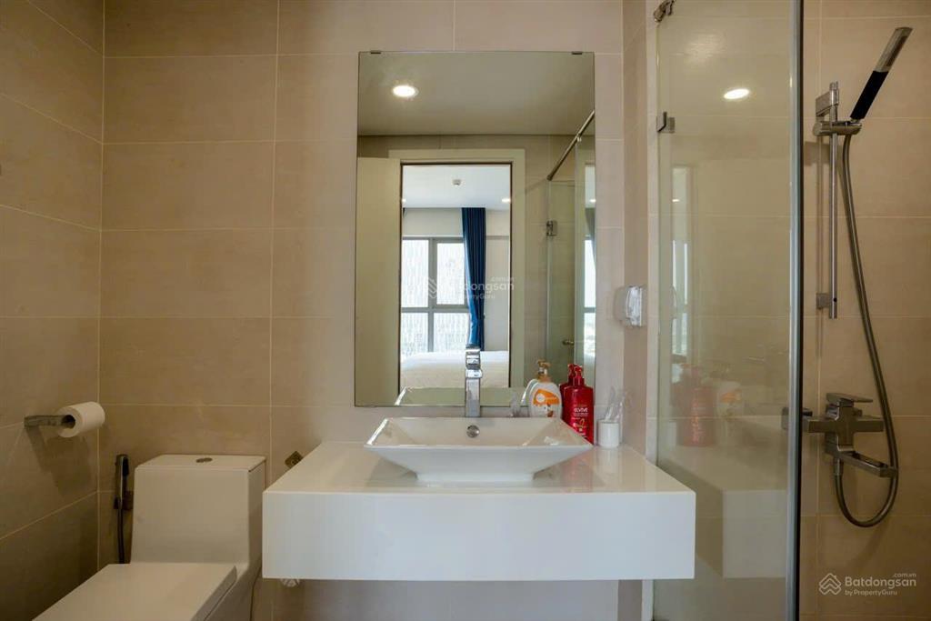 Thuê millennium 2pn 2wc 76m2 mới 100% ban công view sông bến vân đồn quận 4 sát q1 q3 0775 924 ***