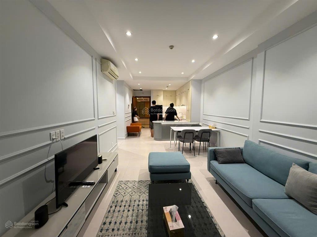 Thuê gold view 2pn2wc 84m2 nội thất mới 100% sang trọng ngay bến vân đồn q4 sát q1 q3 0775 924 ***