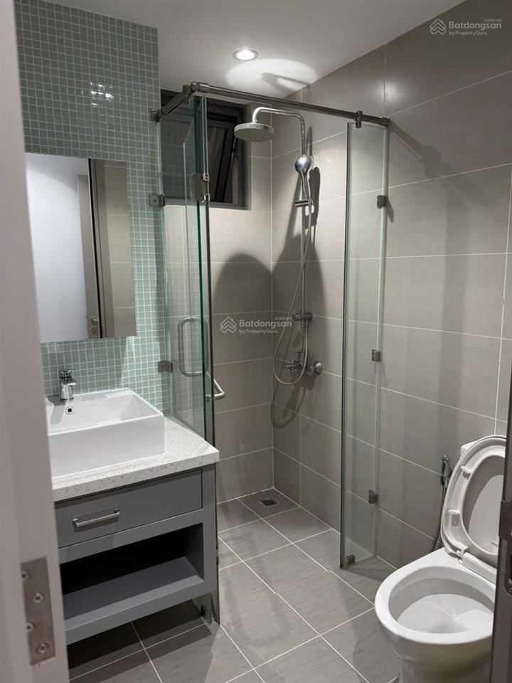 Thuê gold view 2pn2wc 84m2 nội thất mới 100% sang trọng ngay bến vân đồn q4 sát q1 q3 0775 924 ***