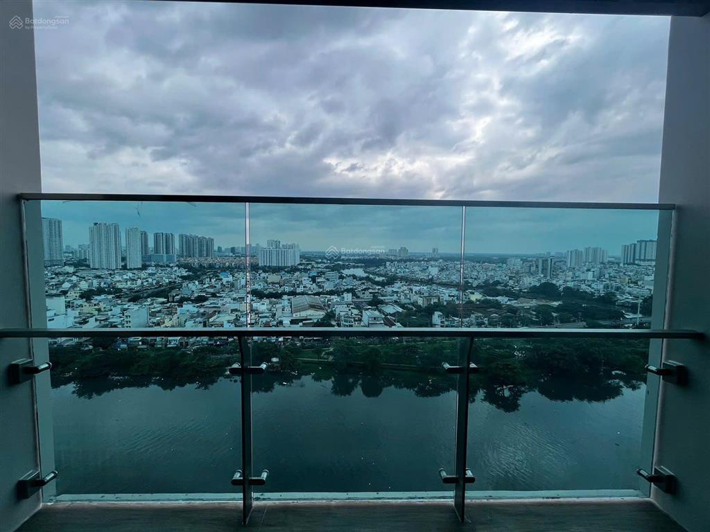 Mua bán delasol 2pn2wc 94m2 view sông nội thất cao cấp  bến vân đồn quận 4 sát q1 q3  0775 924 ***