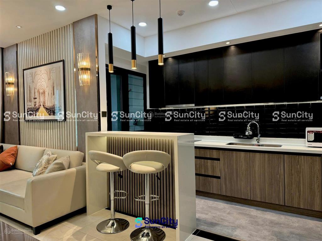 Thuê ngay 2pn2wc 86m2 mới 100% nội thất luxury view sông bến vân đồn quận 4 sát q1 q3  0775 924 ***