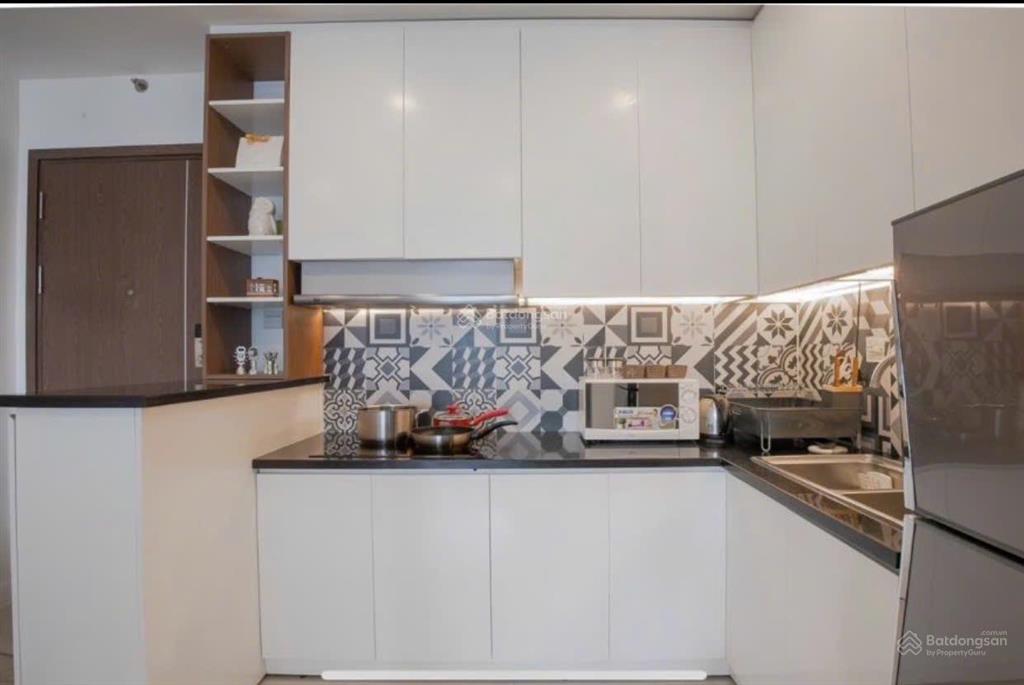Thuê ngay icon 56 1pn, 51m2 mới 100% full nội thấtbến vân đồn sát cầu ba son quận 1  0775 924 ***