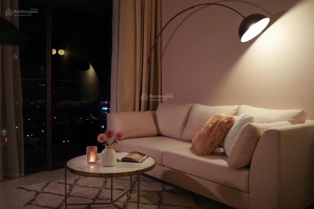 Thuê millennium 2pn2wc 75m2 mới 100% vibe chill ban công  bến vân đồn quận 4 sát q1  0775 924 ***