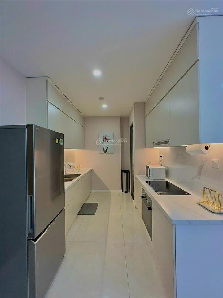 Thuê millennium 2pn2wc 75m2 mới 100% vibe chill ban công  bến vân đồn quận 4 sát q1  0775 924 ***