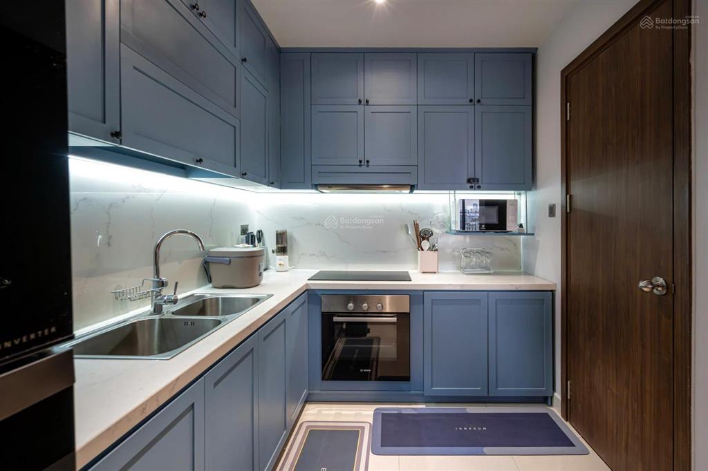 Thuê saigon royal 2pn 88m2 ban công view sông, bitexco sát bến vân đồn quận 4 sát q1 q3 0775 924 ***