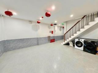Bán tòa cc mini khu tam giác vàng (bách, kinh, xây) phố trần đại nghĩa, hai bà trưng
