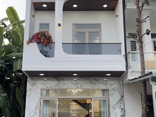 Bán nhà ngay chợ đệm thuận tiện kinh doanh, cho thuê 90m2