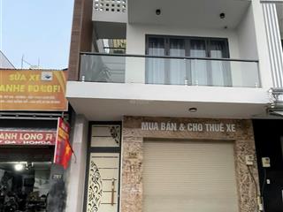 Kẹt tiền bán gấp nhà ngay chợ bình chánh nhà 1 lầu, 6x20, đang cho thuê 15tr/tháng, giá 820tr