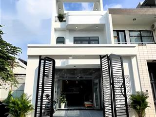 Kẹt tiền bán gấp nhà ngay chợ đệm nhà 1 lầu, 5x22m, đang cho thuê 17tr/tháng