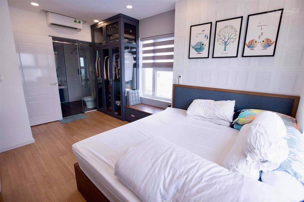 Chủ nhà bán căn góc cc âu cơ tower q.tp. dt 67m2 2pn 2wc. sh lầu 10. giá bán 2,78 tỷ. 0778 338 ***