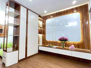 Bán căn nhà a7 tt 199.3 trần quốc hoàn 40.8/80m2, giá 4.35 tỷ cầu giấy