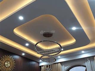 Bán căn nhà b2 tt đhsp trần quốc hoàn 30/100m2, giá 4.68 tỷ dịch vọng hậu, cầu giấy