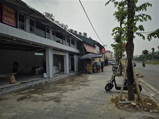 Nhà mặt tiền đường dài 15m tiện kinh doanh buôn bán văn phòng