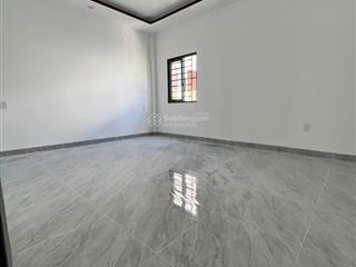Bán đất tặng nhà c4 đẹp ở ngay, khu phân lô hẻm xe tải ngay võ văn hát long trường q9, 53m2