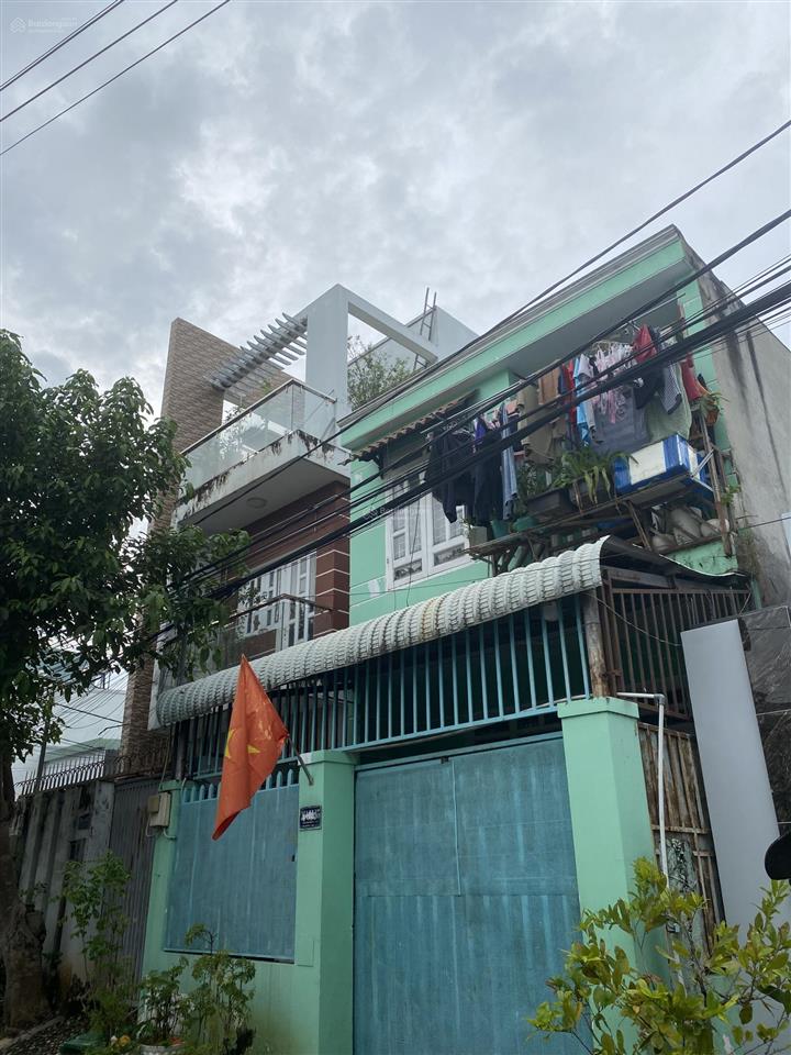 Nhà 1 trệt 2 lầu 80m2 ngang 5m xe hơi tránh tăng nhơn phú b  quận 9