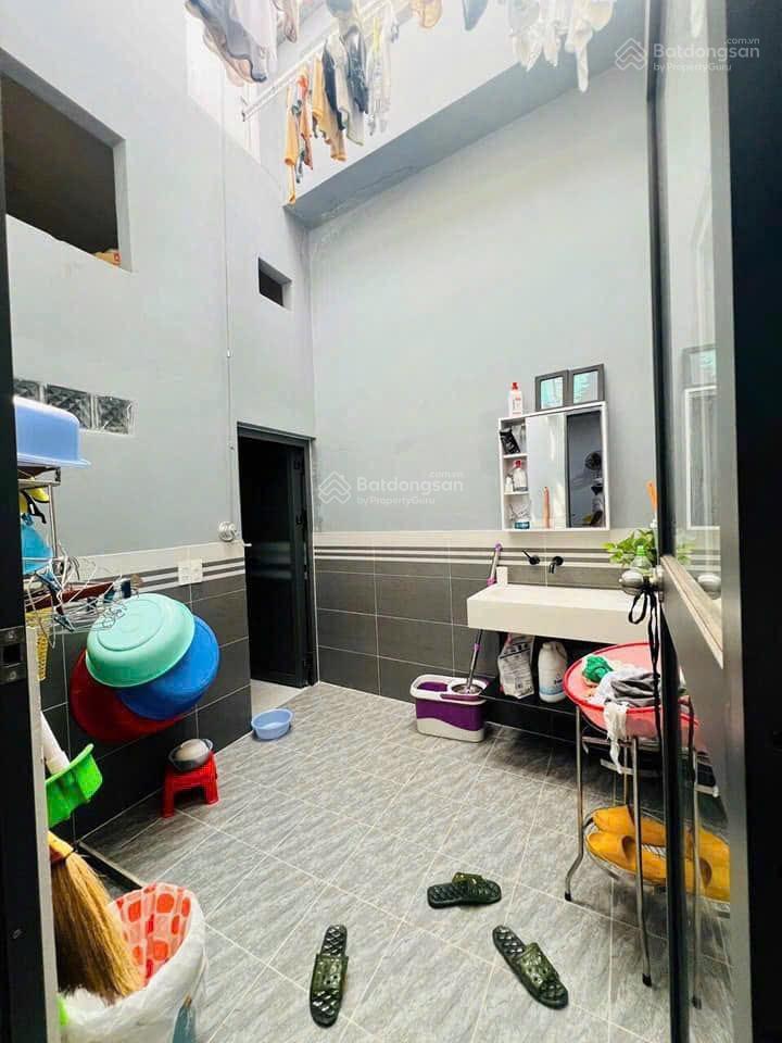 Vib phát mãi nhà 1/ 8m nguyễn văn tạo sát bên chợ bà chồi 85m2  giá 1 tỷ 780tr  sổ hồng riêng