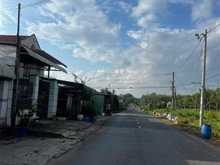 Cần bán gấp nhà mặt tiền ấp bến rộng xã thạnh đức gò dầu tây ninh